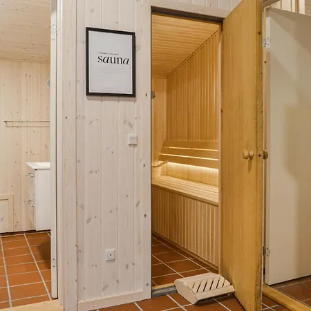 Beautiful In With Sauna Feriehus *